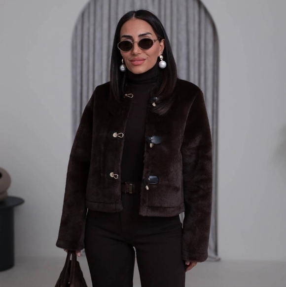 Zara Faux Fur Jacket With Fireman Claps NWR - Picture 3 of 15